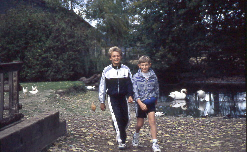 1996
